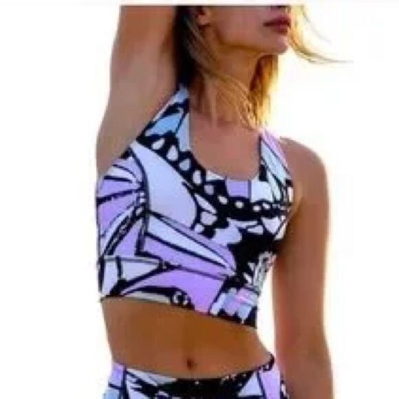 Abstract Patterned Crop Top - Picture 6 of 6